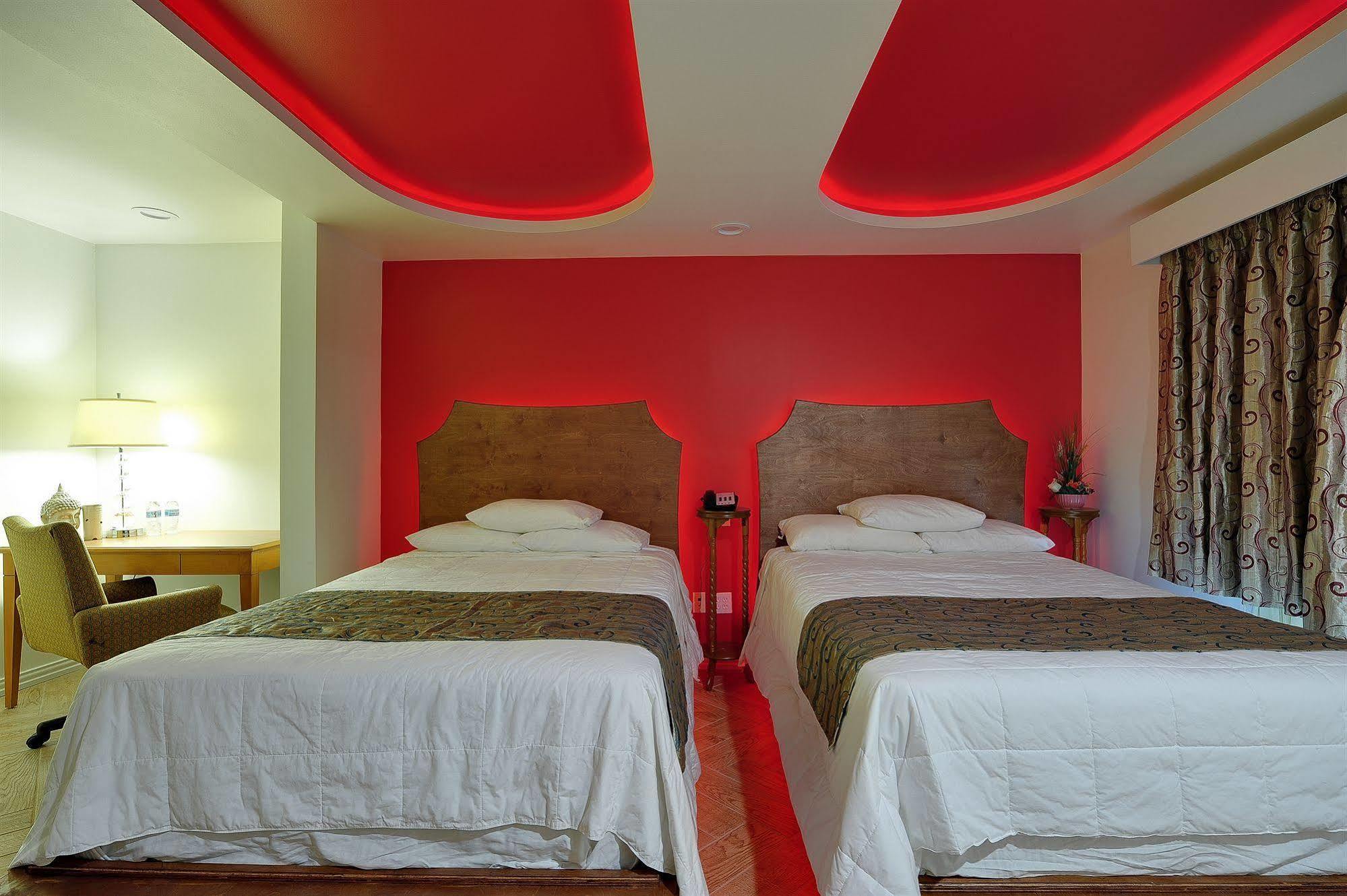 Romantic Inn & Suites Dallas Ngoại thất bức ảnh