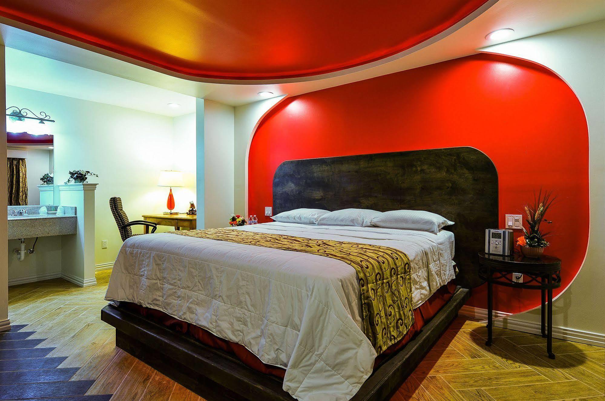 Romantic Inn & Suites Dallas Ngoại thất bức ảnh