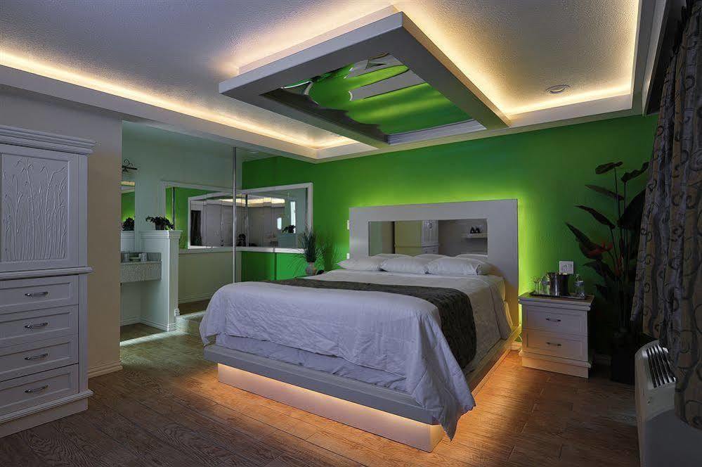 Romantic Inn & Suites Dallas Ngoại thất bức ảnh